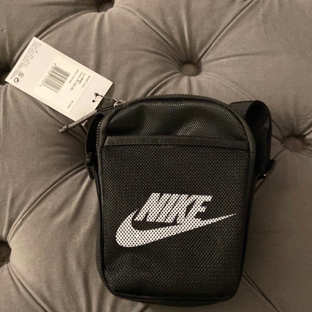 Nike side bag